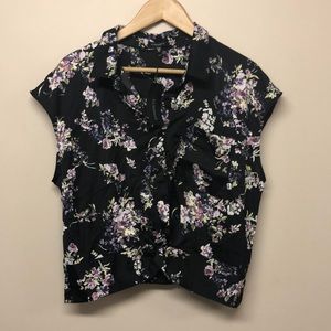 Dynamite NWT floral blouse